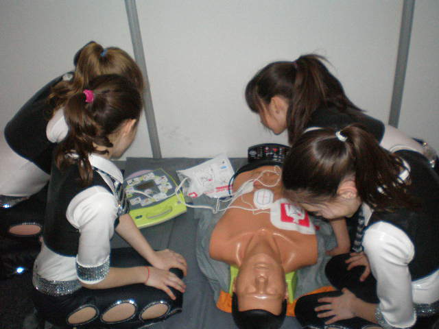 elsosegely-tanfolyam-defibrillator-plusz-005.jpg