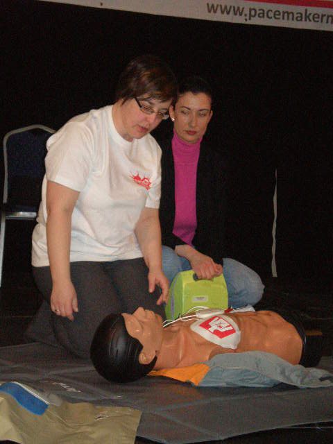 elsosegely-tanfolyam-defibrillator-plusz-017.jpg